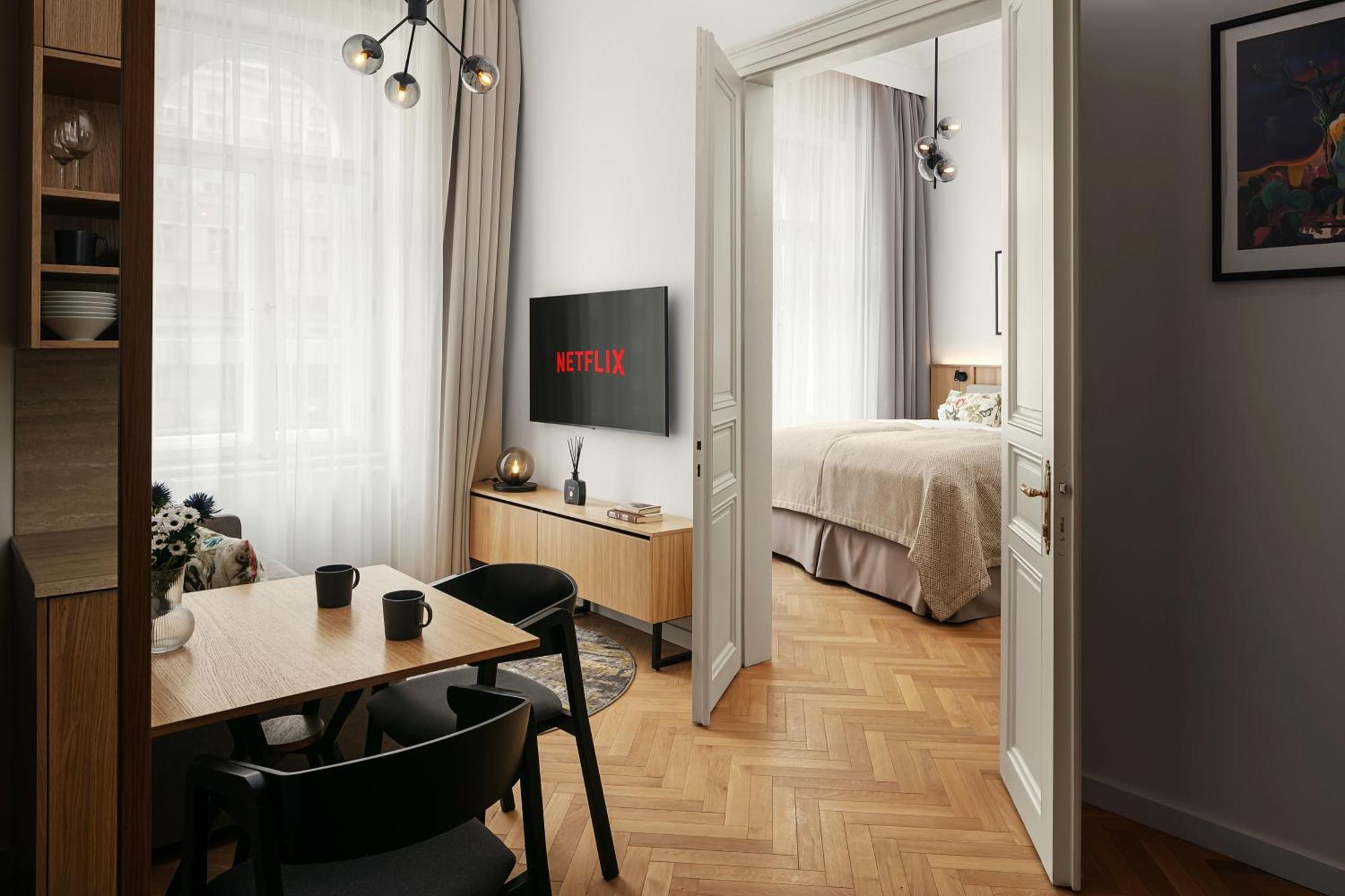 Revolucni Apartments Old Town 布拉格 外观 照片